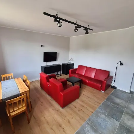 Rynhouse Apartment *